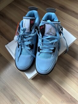 Jordan 4 retro University blue - 2