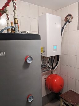 Tepelné čerpadlo AUX 12 kW - 2