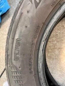 Predám letné gumy BRIDGESTONE 205/60/R16 Rok 2022 - 2