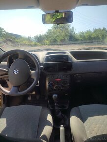 Fiat Punto - 2