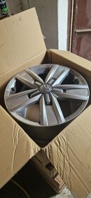 Predam orig. ALU disky z VW Caravelle T6 T6.1 5x120 R17 ET56 - 2