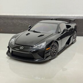 1:18 AutoArt Lexus LFA Nurburgring - 2