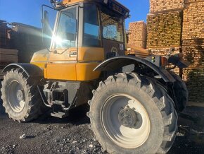 Traktor jcb fastrac 130 - 2