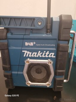 Aku rádio MAKITA - 2