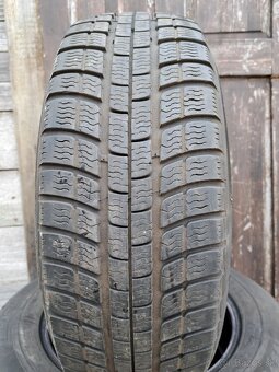 Predám 4 jazdené zimné pneumatiky Michelin Alpin 195/65 R15 - 2