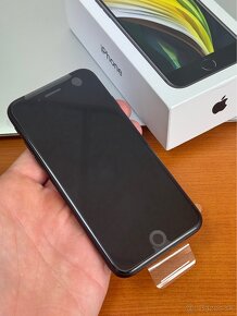 Apple IPhone SE 2020 128gb - nový, komplet balenie - 2