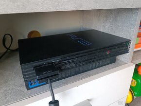 Ps2 + LCD Sony Bravia 32" - 2