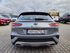 Kia Xceed 1,5T-GDI benzín 117,5 Kw,160 k - 2