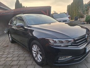 Volkswagen Passat Variant 2.0 TDI EVO Elegance DSG - 2