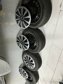 Kolesa 215/60/R16 - 2