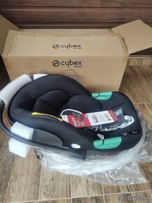 Predám čisto novú autosedačku Cybex+základna Isofix - 2