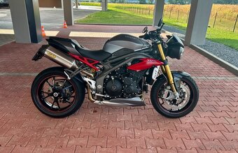 Triumph Speed Triple 1050 R - 2