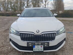 Predám Škoda Superb combi Style 2.0 Tdi DSG - 2