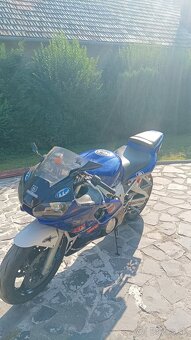 Predám Yamaha R6 2002 na Diely Lacno - 2