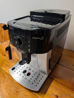 Kávovar Delonghi Magnifica S - 2