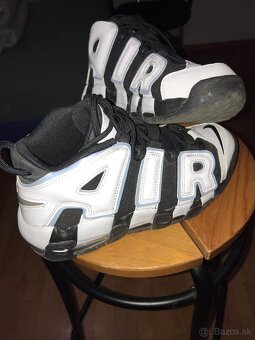 Nike Air More - 2