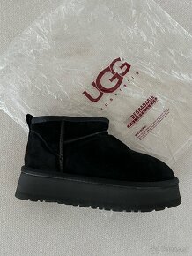 Ugg platform mini dámske čizmy čierné - 2