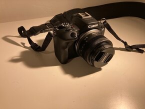 Canon EOS R100 + RF-S 18 – 45 mm IS STM - 2