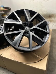 Nepoužité hliníkové disky 5x112 R20 VW Braga - Touareg RLine - 2