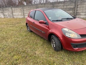 Renault clio 3 - 2