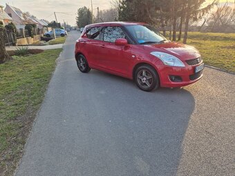 Suzuki Swift 1,2 69 kw Rok 2012 - 2