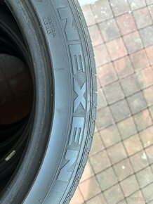 225/45r17 - 2