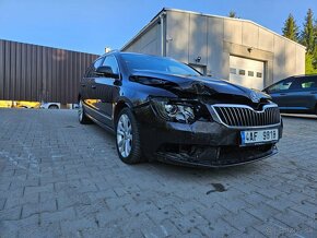 ŠKODA SUPERB 2 COMBI 4X4 FACELIFT 103 KW/ POJÍZDNÝ - 2