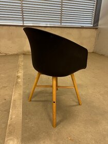 Jedálenská stolička FAVRBJERG - 2