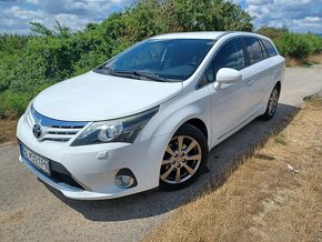 Toyota Avensis Combi 2.0 D-4D 91KW - 2