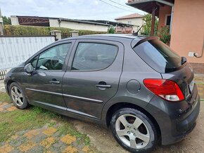 Peugeot 207 1.6HDI - 2