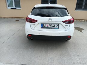 NA PREDAJ MAZDA 3 WX HATCHBACK 5DV BIELA TOP STAV - 2