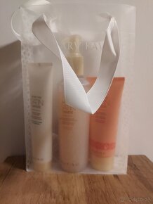 Mary Kay kolekcia Saténové ruky Orchard Peach - 2