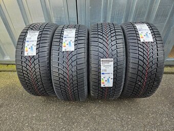 Zimní pneu Bridgestone 235/40 R19 - 2