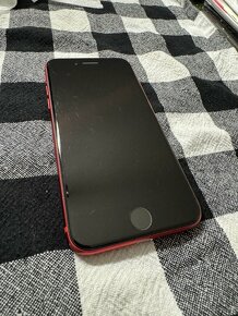 Apple iPhone SE 128GB červený 2020 (Product RED) - 2