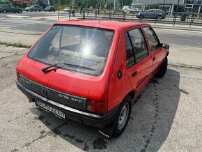 Peugeot 205 - 2