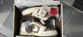 Jordan 1 Low Traviss Scott mocha - 2