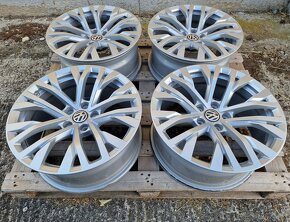 ORIGINÁL VW HLINÍKOVÉ DISKY 5x112 R18 - 2