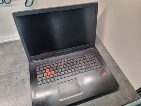 Predám herný notebook ASUS ROG GL702VMK - 2