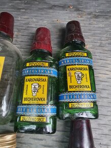 Sklenené flaše cola, becherovka kava - 2