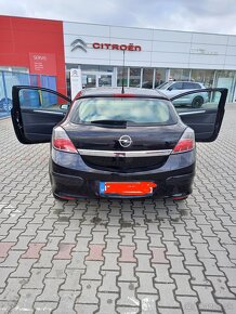 opel astra GTC - 2