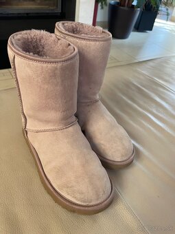 Predám UGG boots - 2