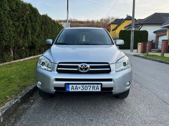 Toyota RAV4 2.2 D-4D 4x4 - 2