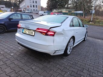 AUDI S8 PLUS 4.0 TFSI 445KW POJÍZDNÉ / DPH / AIRBAGY OK - 2