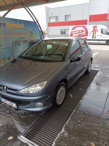 Peugeot 206. 1.4 benzin. - 2