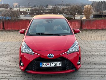 Yaris 1.5 Hybrid 7/2017 85tis.Km kupene SR - 2