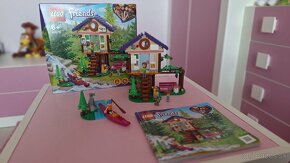 Lego Friends  domček v lese 41679 - 2