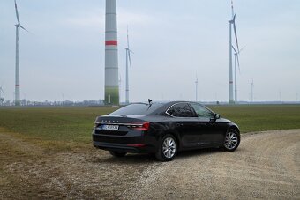 Škoda SUPERB 2.0 Live plus edition - 2