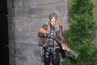 Resident Evil Leon Kennedy - 2