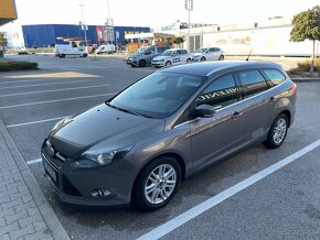 Ford Focus 1.6 TDCi ECOnetic Titanium - 2