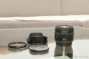 Canon EF 24mm f/2.8 - 2